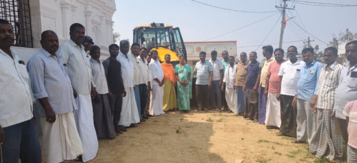 దాతల సహకారంతో దేవాలయం అభివృద్ధి చేస్తాం