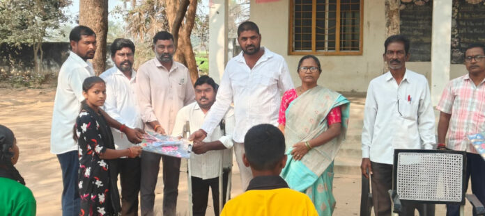 పది ఫలితాల్లో అధిక మార్కులు సాధించాలి