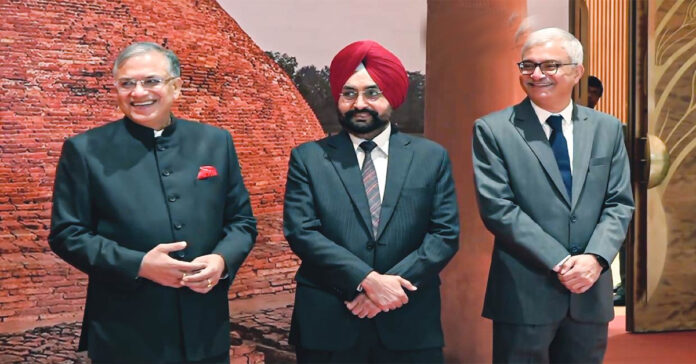 ఒకే విడతలో తమిళనాడు ఎన్నికలు..సన్నద్ధతపై ఈసీ సమీక్ష