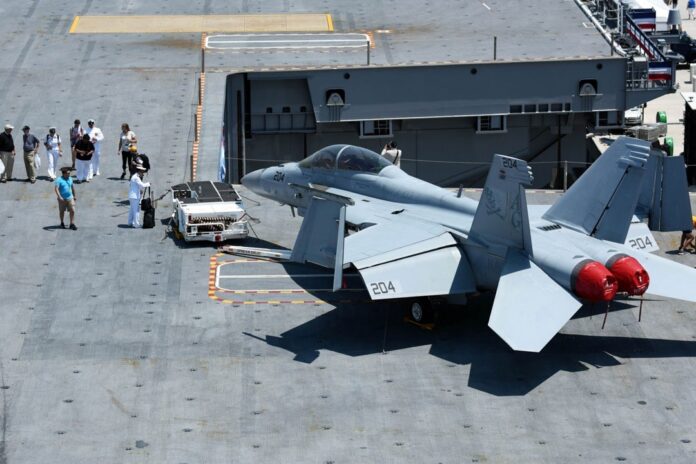 మధ్యప్రాచ్యంలో టెన్షన్..కదిలిన అమెరికా యుద్ధ నౌకలు, విమానాలు