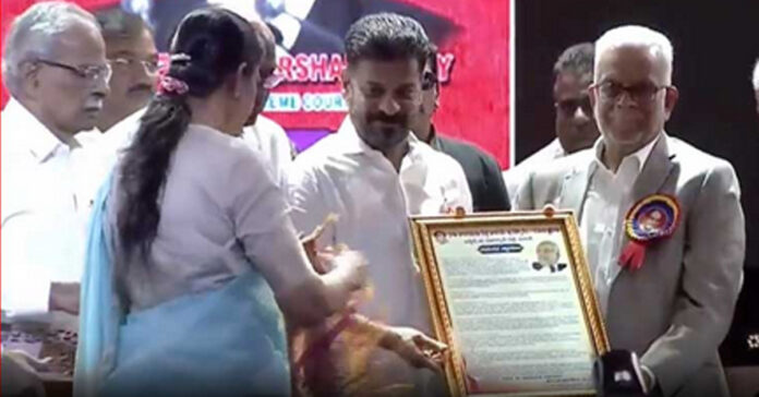 జస్టిస్ బి.సుదర్శన్ రెడ్డికి రావినారాయణరెడ్డి స్మారక జాతీయ అవార్డు