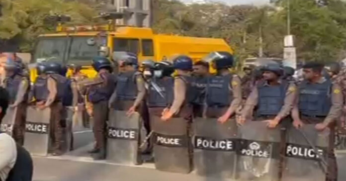 బంగ్లాదేశ్లో మరోసారి ఉద్రిక్తత