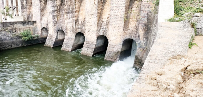 నిజాంసాగర్ ఐదో విడత నీటి విడుదల