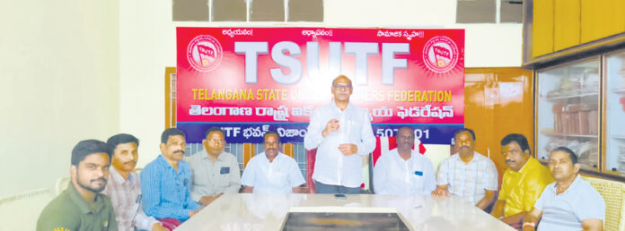 Education Commission Chairman's comments are regrettable