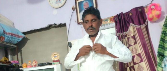 Geeta worker dies after falling from palm tree