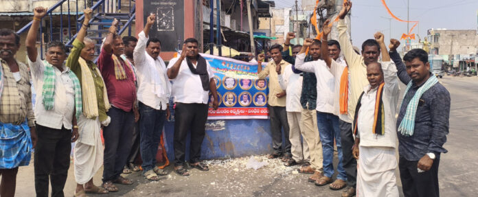 Tributes to our martyrs