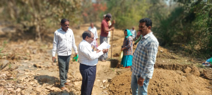 Laborers should take advantage of employment guarantee schemes