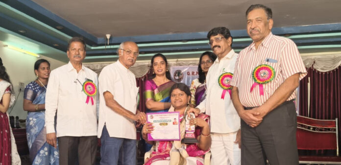 మండల ఉత్తమ అంగన్వాడీ టీచర్ గా సరిత