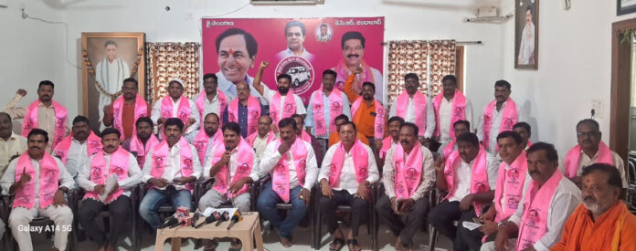 Congress government has completely failed in implementing the six guarantees