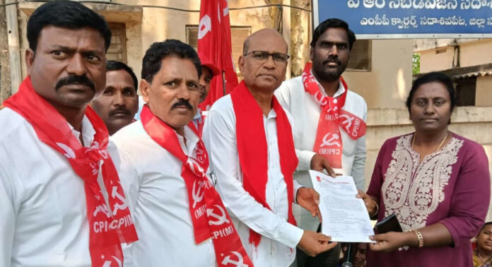 ఉపాధి పథకాన్ని పాత పద్ధతిలోనే కొనసాగించాలి