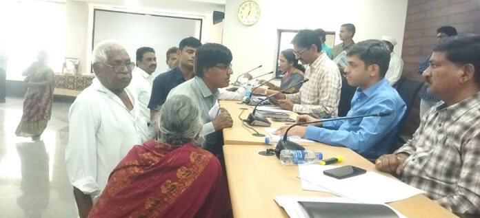 Sons who ignore their parents