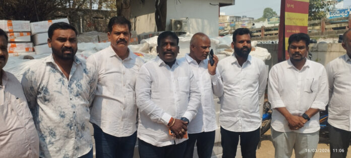 పీఎం విశ్వకర్మ యోజన వస్తువులు వెంటనే పంపిణీ చేయాలి