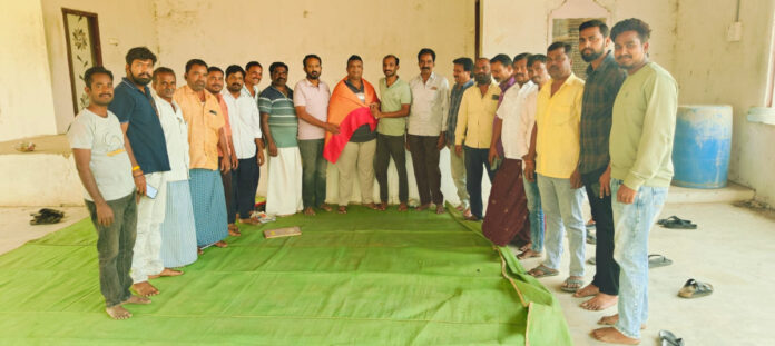 డీసీసీ కార్యదర్శి సాయగౌడ్ కు ఘన సన్మానం