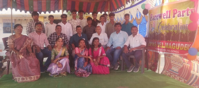 పదో తరగతి విద్యార్థులకు ఘనంగా వీడ్కోలు