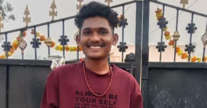 A student died in a road accident