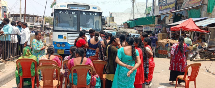 Construction work on the flyover at Nathanadakana