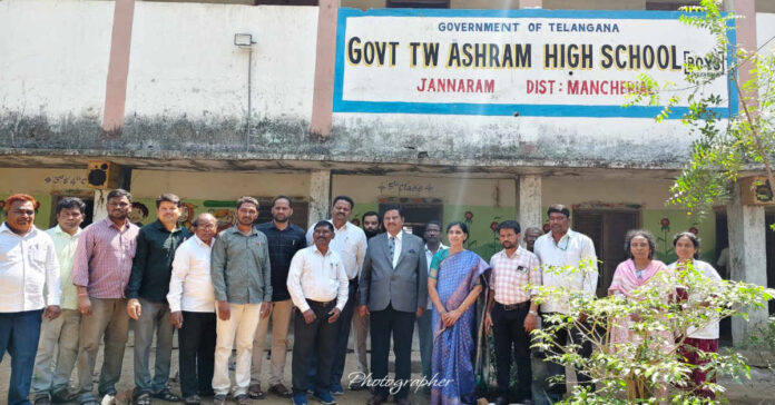 చదువుతోపాటు ఆటలు కూడ ముఖ్యమే..