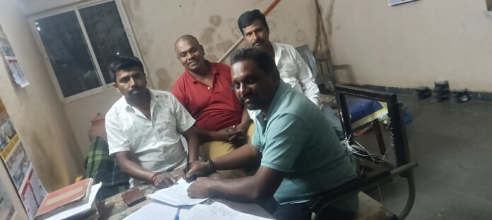 Artisan employees preparing for strike