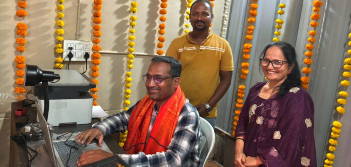 Make good use of the Aadhaar center: