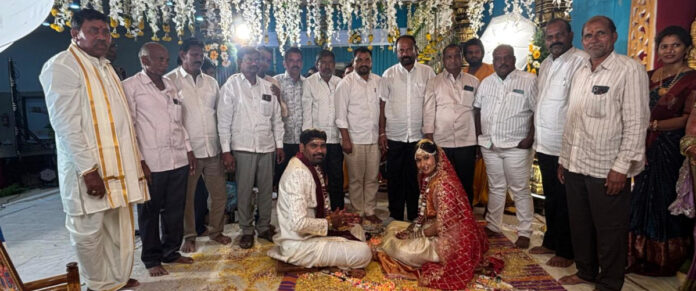 Ippa Mondayya and Sarpanch bless the newlyweds