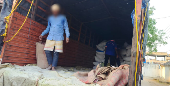 రాయికల్ లో భారీగా పీడీఎస్ బియ్యం పట్టివేత?