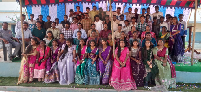 A grand farewell at Tadicherla High School