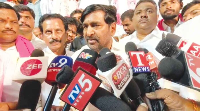 Anarchy in the state