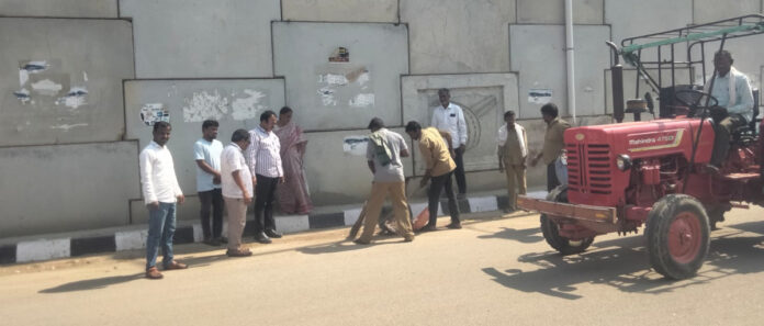 Cleanliness program on national highway