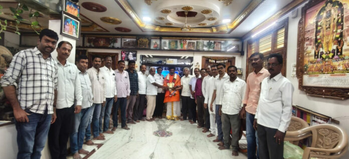 Honor to the ward councilor