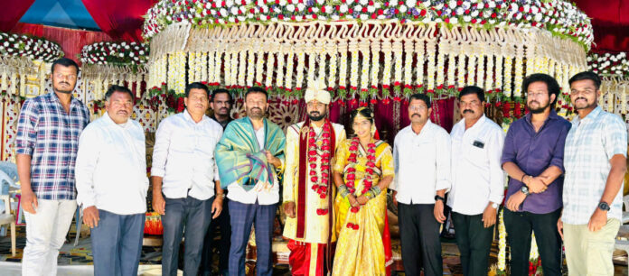 శుభాకార్యాల్లో పాల్గొన్న ఎమ్మెల్యే తోట