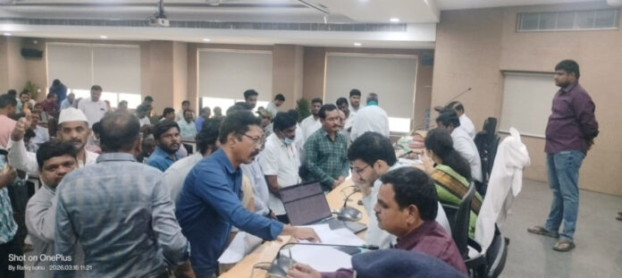 అంకాపూర్ డబుల్ బెడ్ రూమ్ ల కేటాయింపులో అవకతవకలు సరిచేయాలి