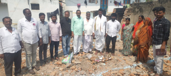 Groundbreaking ceremony for construction of women's association building in Keluru