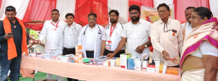Free health camp at Dost Pally Upapitham