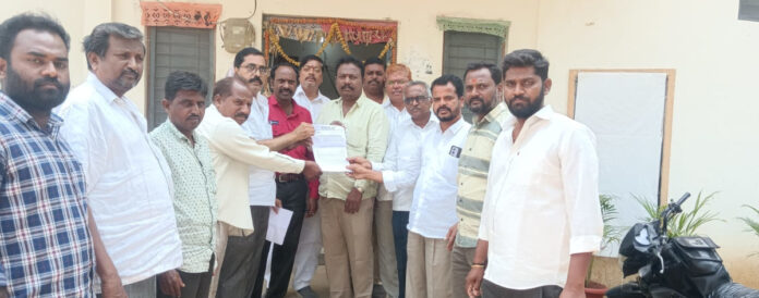 All-party committee submits report on key issues in Aleru town development