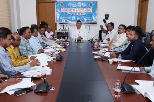 జిల్లా కలెక్టర్ ఆశీష్ సాంగ్వాన్ అధ్యక్షతన డిసిసి, డిఎల్ఆర్సి సమావేశం