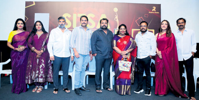 అరుదైన అవార్డులు