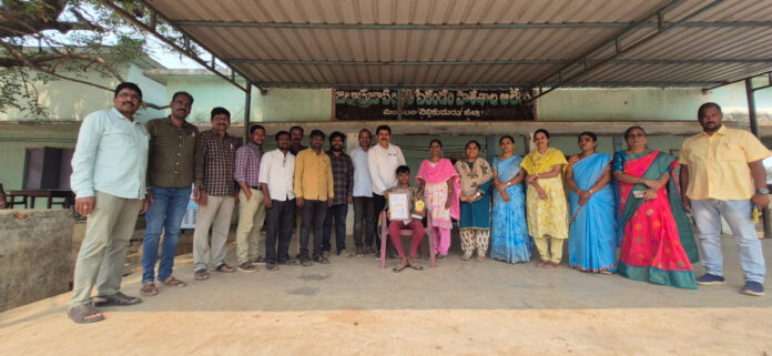 A student from Aaleru school receives a grand honour