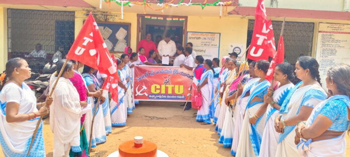 The problems of ASHA workers must be resolved.