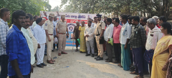 డిఫెన్స్ డ్రైవింగ్ ద్వారా ప్రమాదాలను నివారించవచ్చు: సీఐ