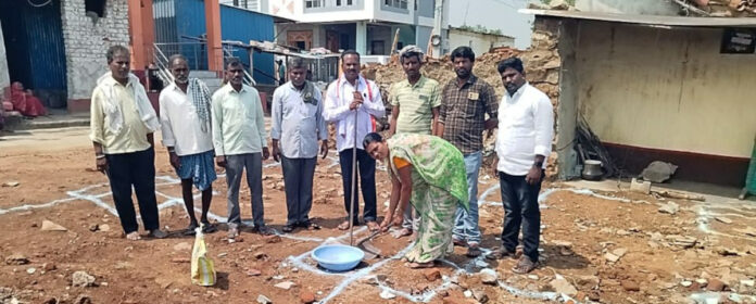 అర్హులందరికీ ఇందిరమ్మ ఇండ్లు: సర్పంచ్