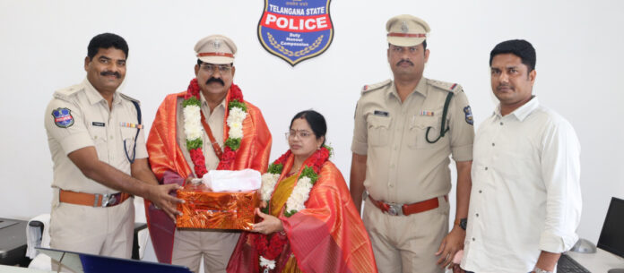 42 ఏళ్ల సేవలకు గౌరవ వందనం