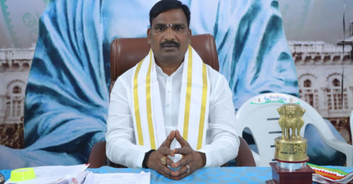 గుట్టలో ఒక్క ఇల్లు ముట్టుకున్నా నాదే బాధ్యత