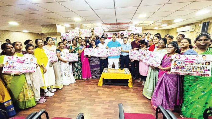 టీఎన్జీవో మహిళా దినోత్సవ పోస్టర్ ఆవిష్కరణ