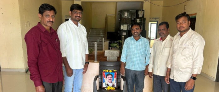 ఎంపీడీఓ కార్యాలయంలో శ్రీపాదరావు జయంతి వేడుకలు