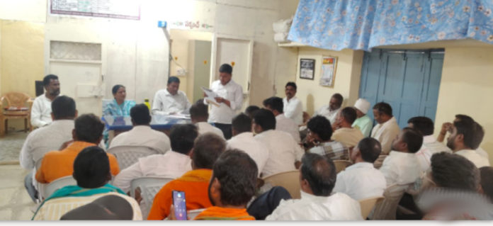 మద్నూర్ తై బజార్ మళ్ళీ ఆవార్ వార్ హనుమాన్లుదే