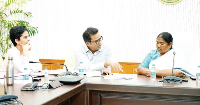 మహిళలకు మరిన్ని సంక్షేమ వరాలు