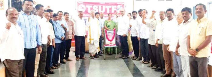 విదేశీ విద్యాలయాలను ఆహ్వానించడం సరికాదు