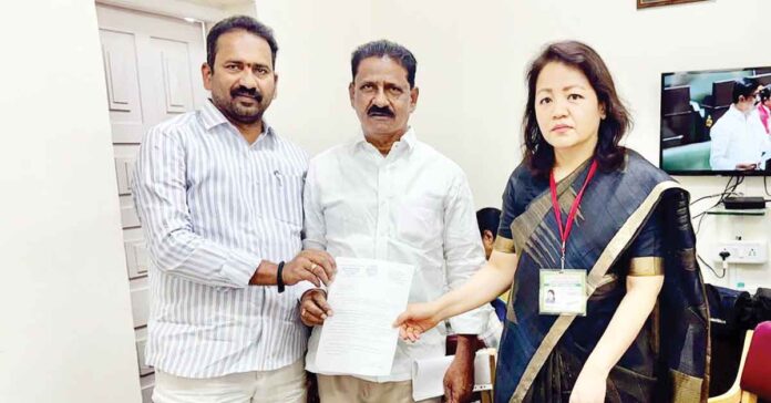 వెల్నెస్ సెంటర్లలో మందుల కొరత తీర్చాలి