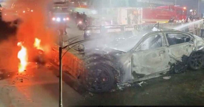 ఎల్బీనగర్ ఫ్లైఓవర్పై కారు బీభత్సం..