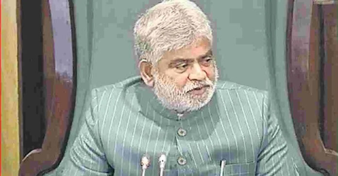 Assembly Speaker performs special pujas in Shirdi